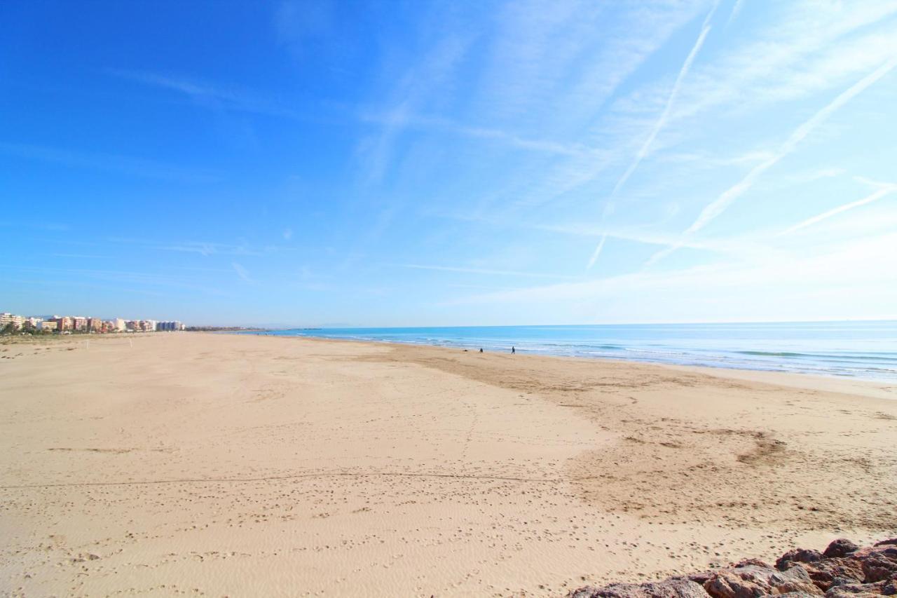 Global Properties, Apartamento En Primera Linea, Playa Пуэтро-де-Сагунто Экстерьер фото